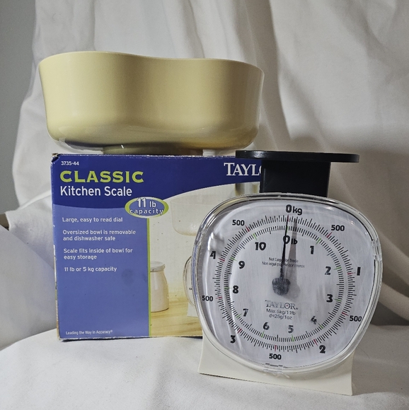 Taylor Classic Kitchen Scale - Picture 1 of 12